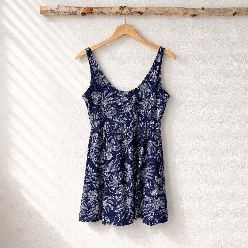 Island Escape Womens 10 Magnolia Swim Dress, One Piece, Navy And White New