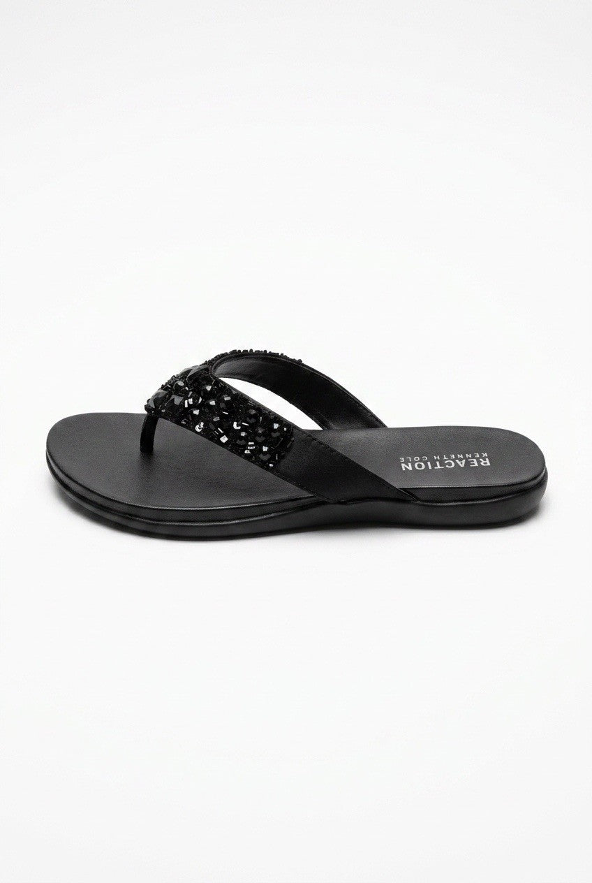 Kenneth Cole Reaction Glam-athon Women’s Flat 6.5 Sandals
